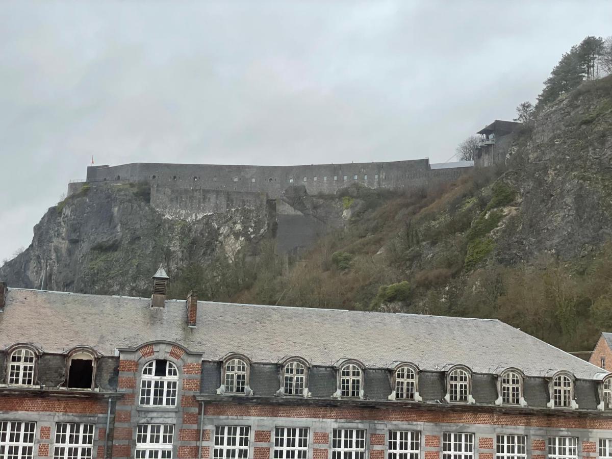 Les Du Palais * Dinant